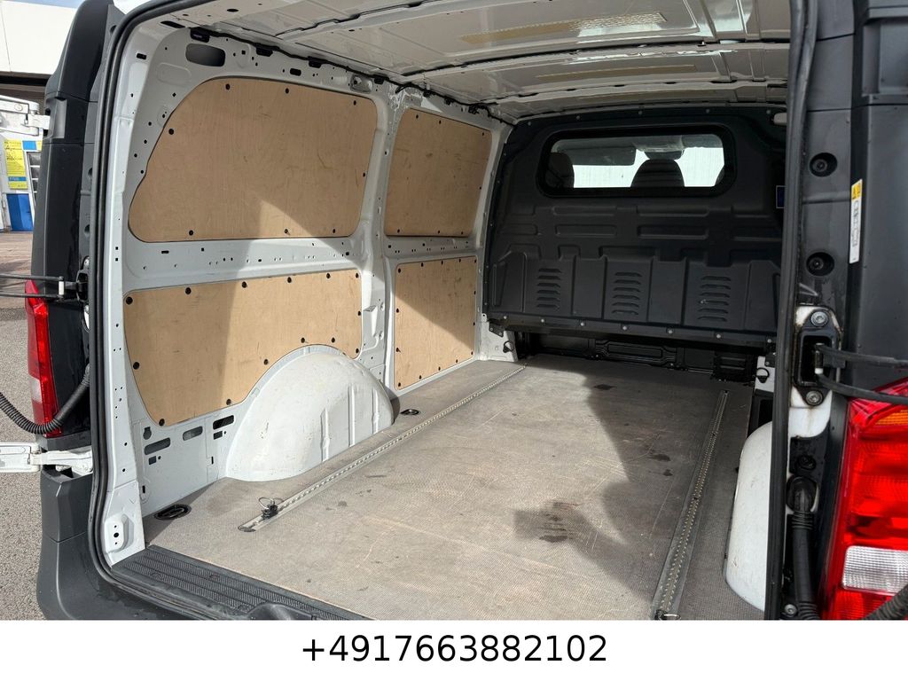 Mercedes-Benz Vito 2023 г. Белый, пробег 44000 км