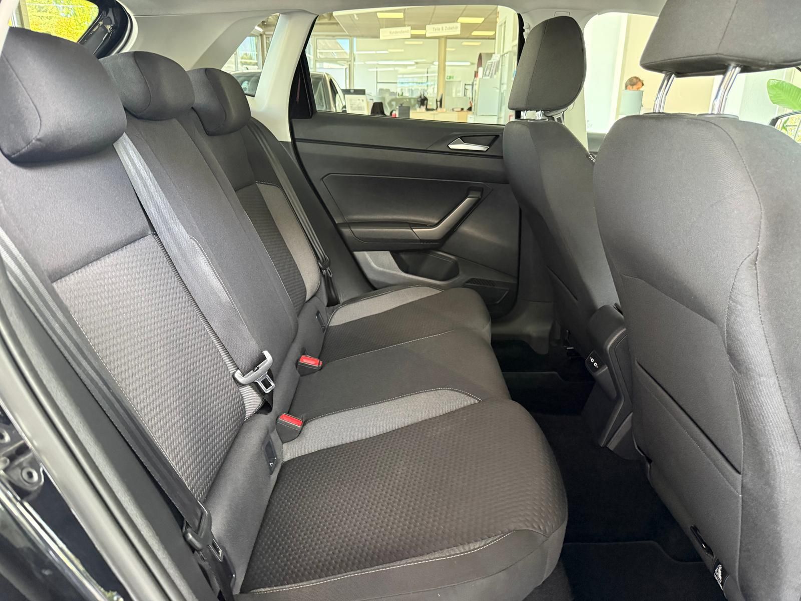 Volkswagen Polo 2022 г. Чёрный, пробег 60000 км