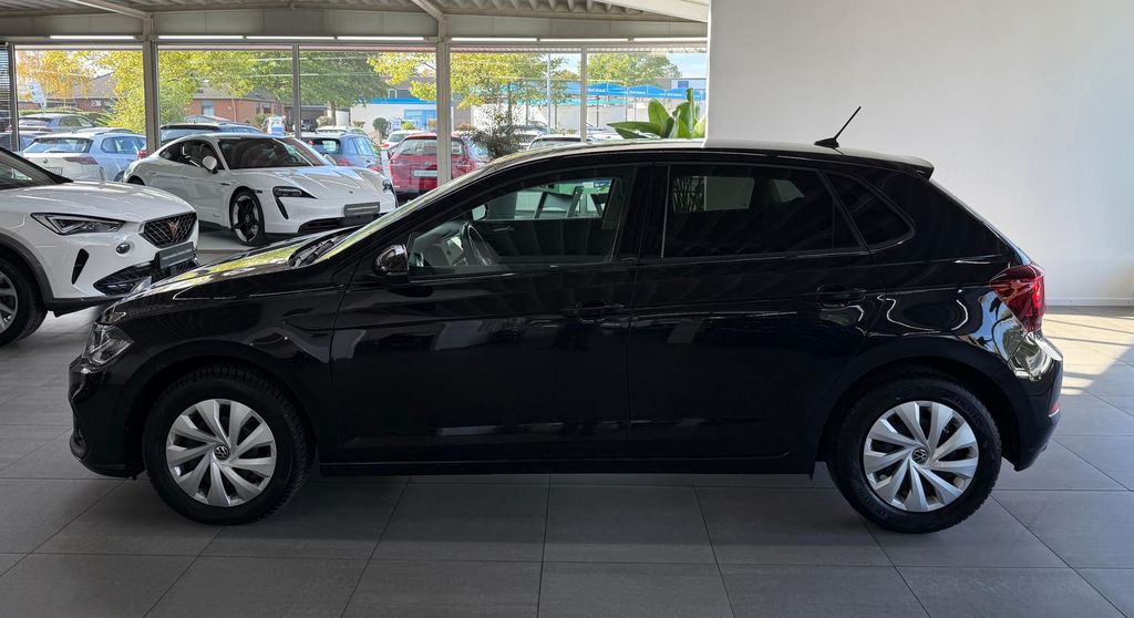 Volkswagen Polo 2022 г. Чёрный, пробег 60000 км