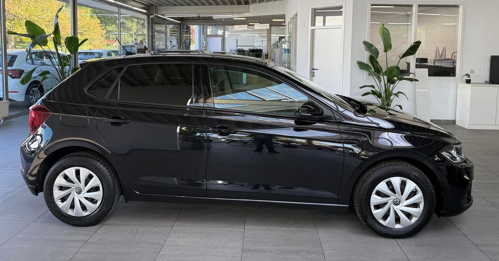 Volkswagen Polo 2022 г. Чёрный, пробег 60000 км