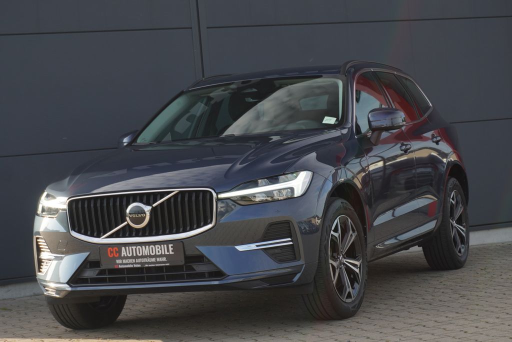 Volvo XC60 2022 г. Синий, пробег 53900 км