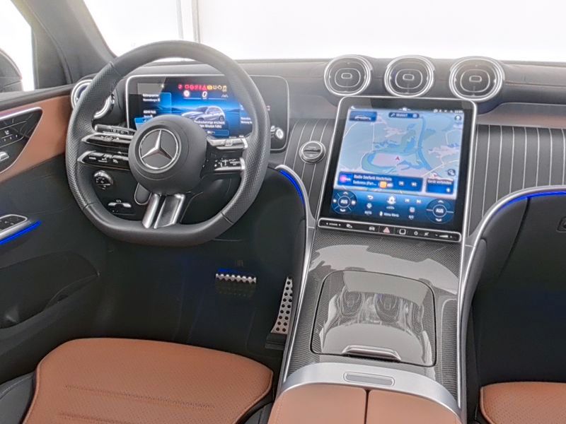Mercedes-Benz GLC 200 2025 г. Серый, пробег 13594 км