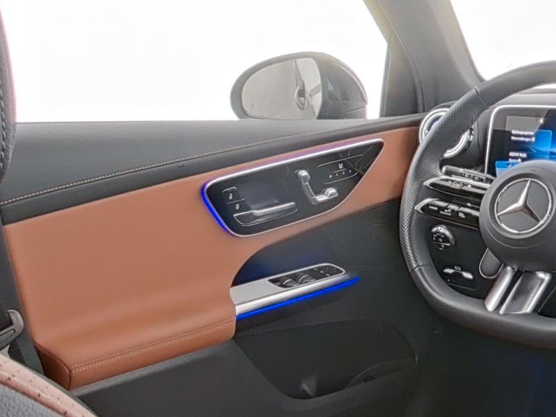 Mercedes-Benz GLC 200 2025 г. Серый, пробег 13594 км