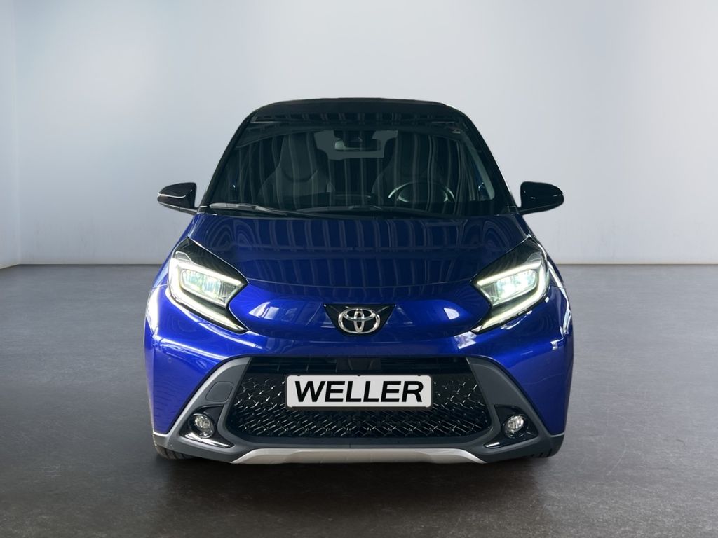 Toyota AYGO (X) 2022 г. Синий, пробег 38113 км