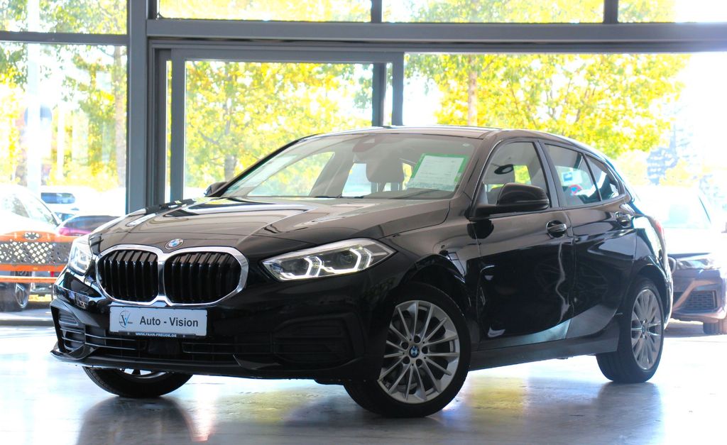 BMW 118 2023 г. Чёрный, пробег 34056 км