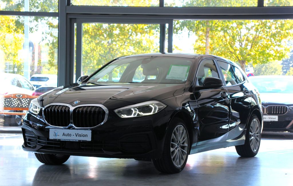 BMW 118 2023 г. Чёрный, пробег 34056 км