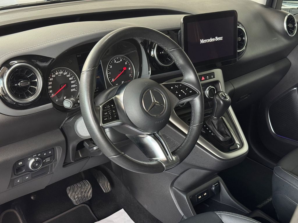 Mercedes-Benz T-CLASS 2025 г. Чёрный, пробег 44651 км