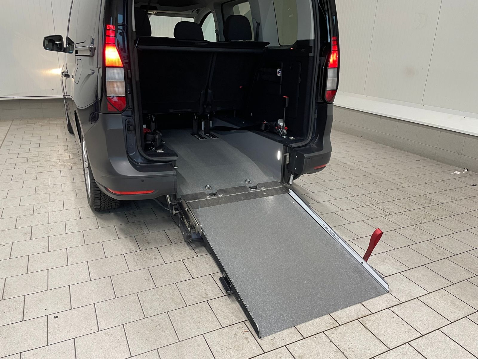 Volkswagen Caddy 2022 г. Синий, пробег 17800 км