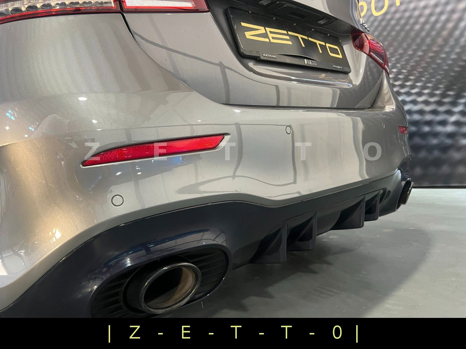 Mercedes-Benz A 35 AMG 2022 г. Серый, пробег 41500 км