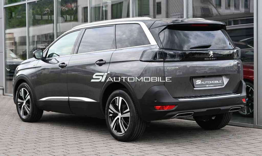 Peugeot 5008 2023 г. Серый, пробег 59000 км