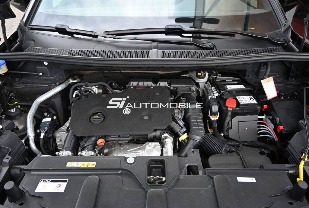 Peugeot 5008 2023 г. Серый, пробег 59000 км