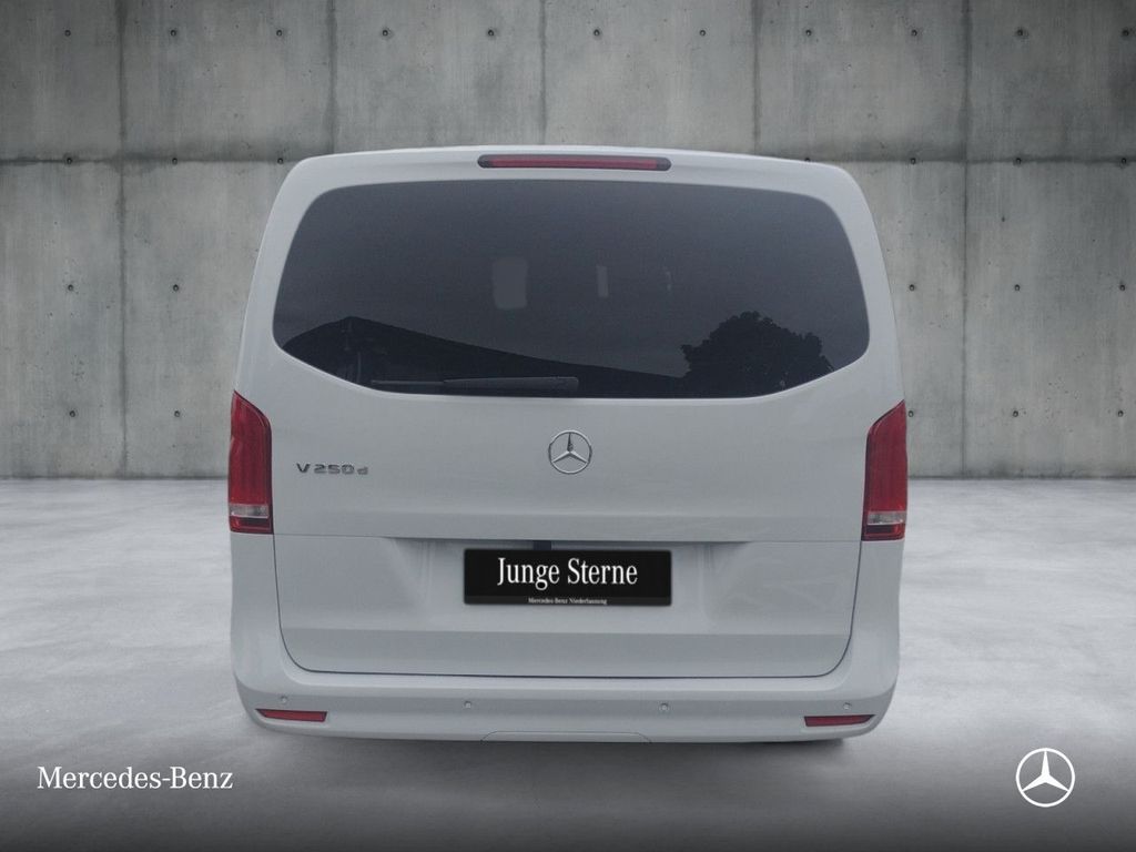 Mercedes-Benz V 250 2023 г. Белый, пробег 58175 км