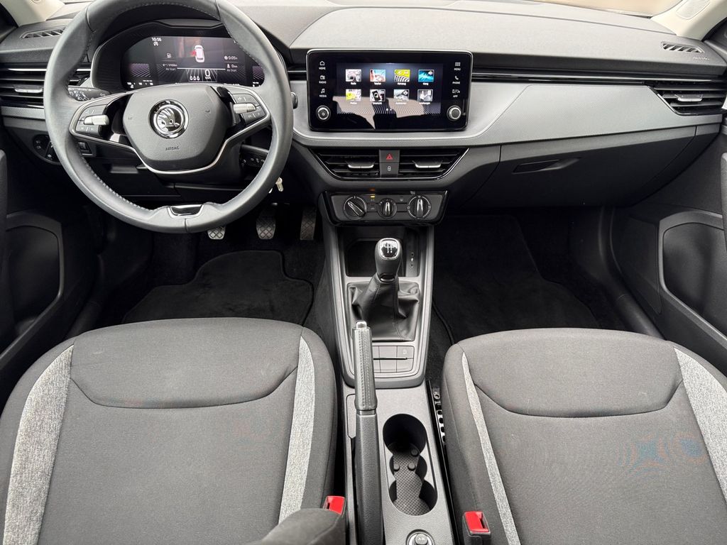 Skoda Kamiq 2024 г. Белый, пробег 31616 км