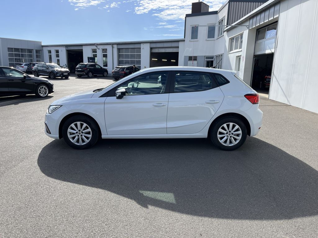 SEAT Ibiza 2022 г. Белый, пробег 38988 км