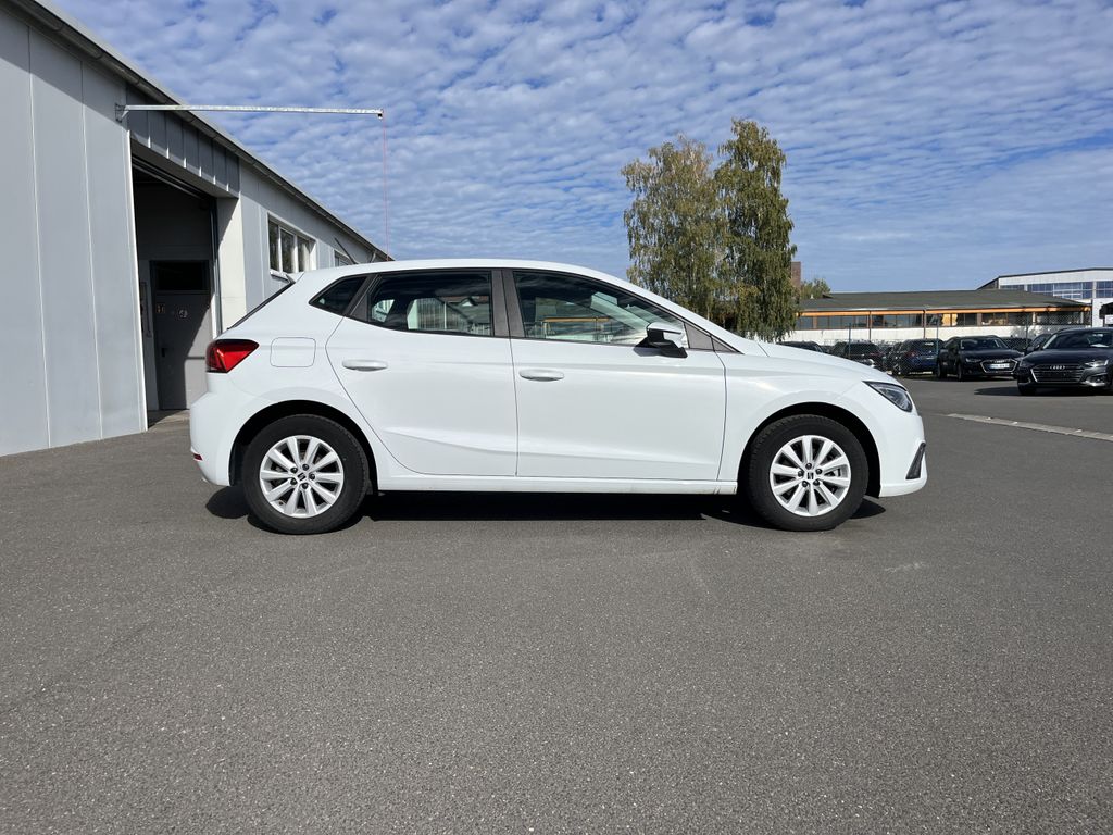 SEAT Ibiza 2022 г. Белый, пробег 38988 км