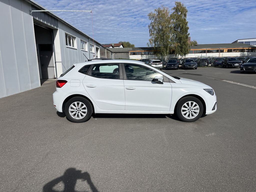 SEAT Ibiza 2022 г. Белый, пробег 38988 км
