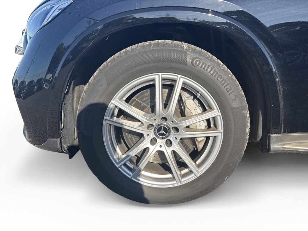 Mercedes-Benz GLC 300 2025 г. Чёрный, пробег 34238 км