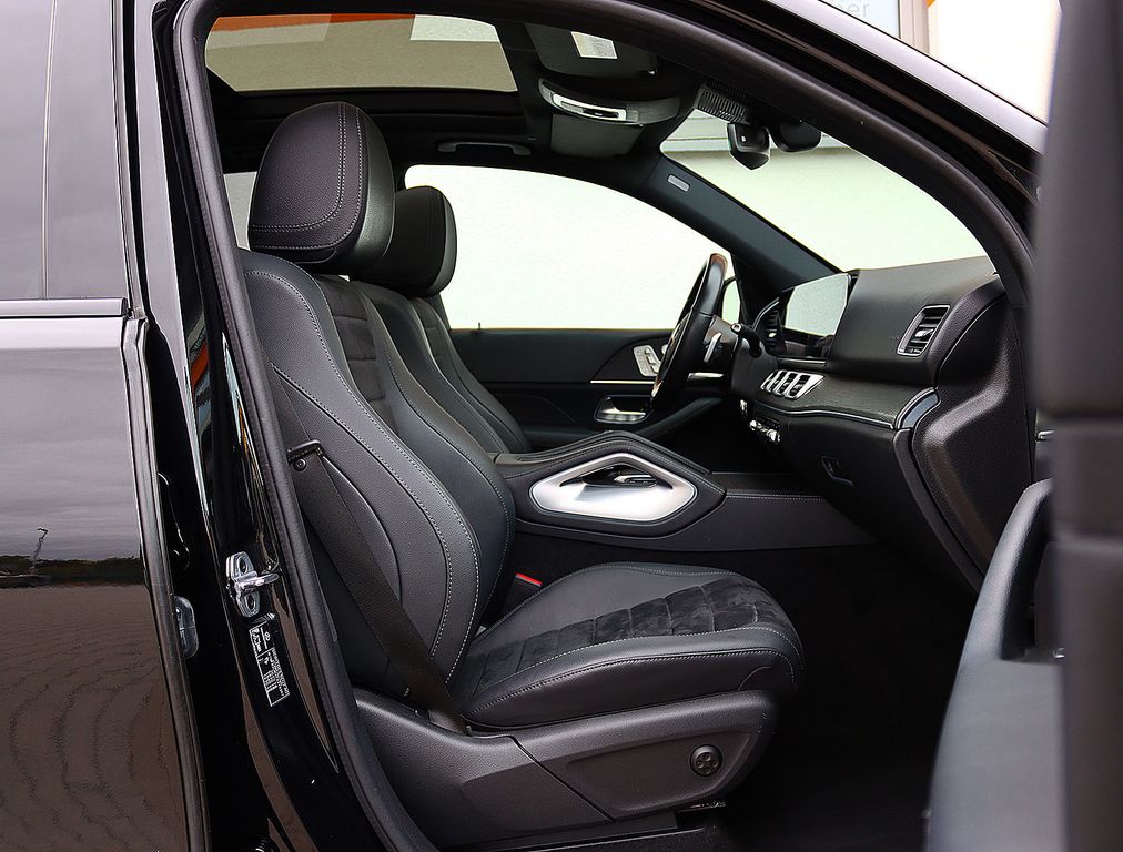 Mercedes-Benz GLE 400 2023 г. Чёрный, пробег 55884 км