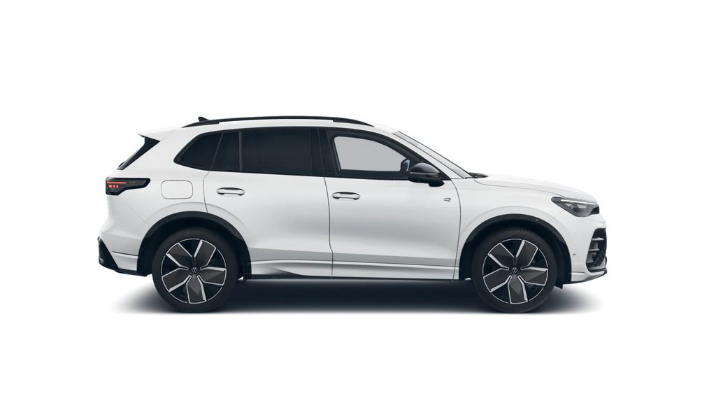 Volkswagen Tiguan 2026 г. Белый, пробег 8300 км