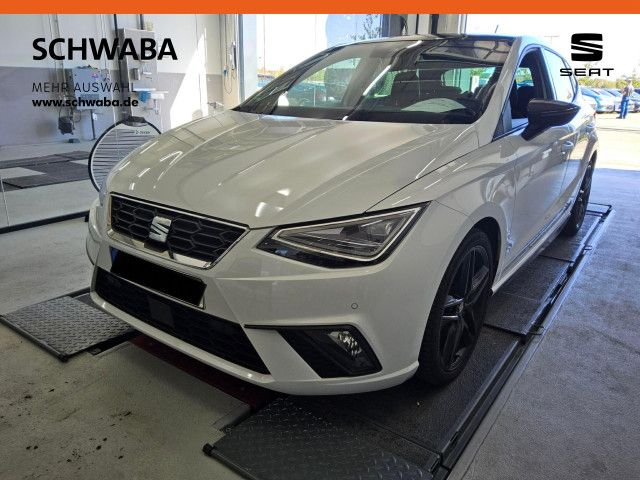 SEAT Ibiza 2023 г. Белый, пробег 47000 км