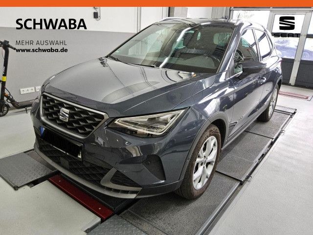SEAT Arona 2023 г. Серый, пробег 39700 км