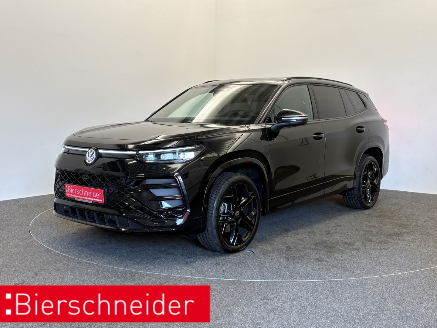 Volkswagen Tayron 2025 г. Чёрный, пробег 5350 км