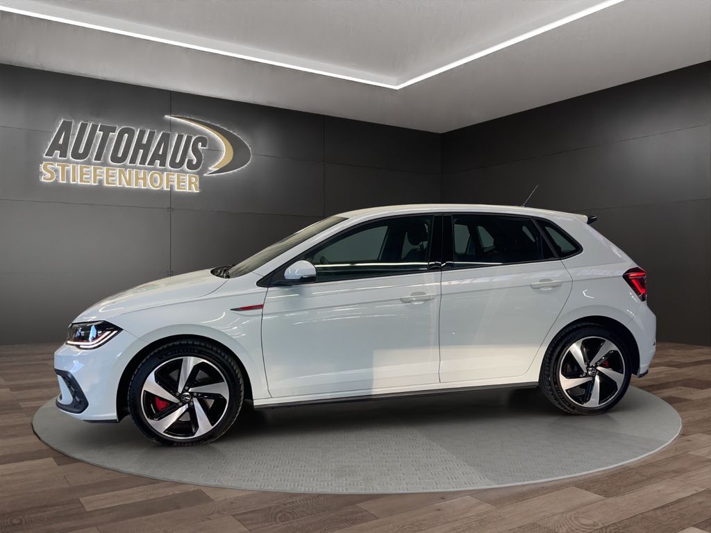 Volkswagen Polo 2023 г. Белый, пробег 29900 км