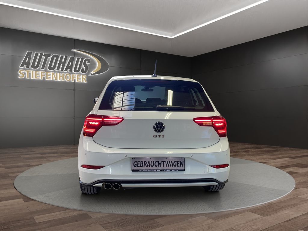 Volkswagen Polo 2023 г. Белый, пробег 29900 км