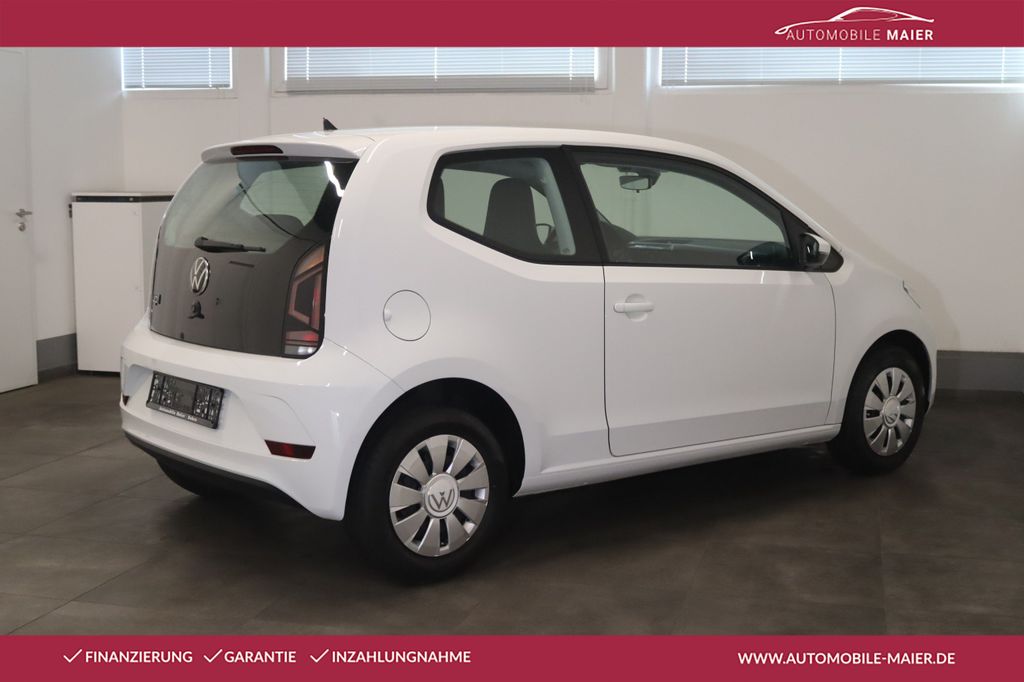 Volkswagen up! 2023 г. Белый, пробег 59900 км