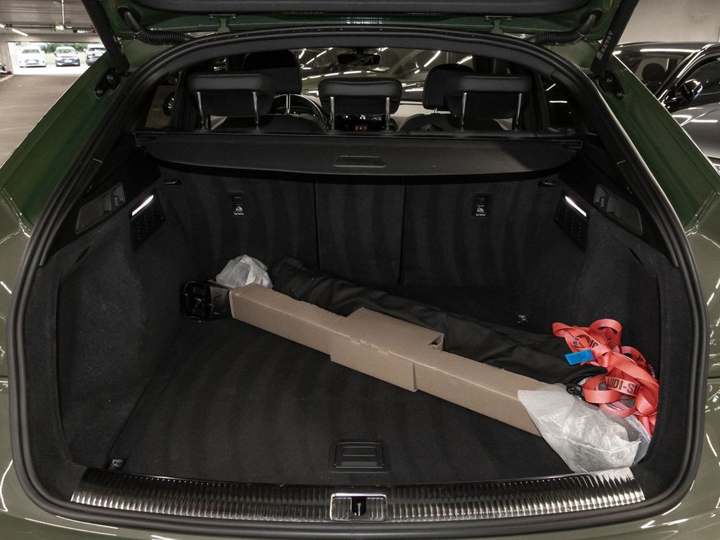 Audi Q5 2023 г. Зелёный, пробег 39888 км