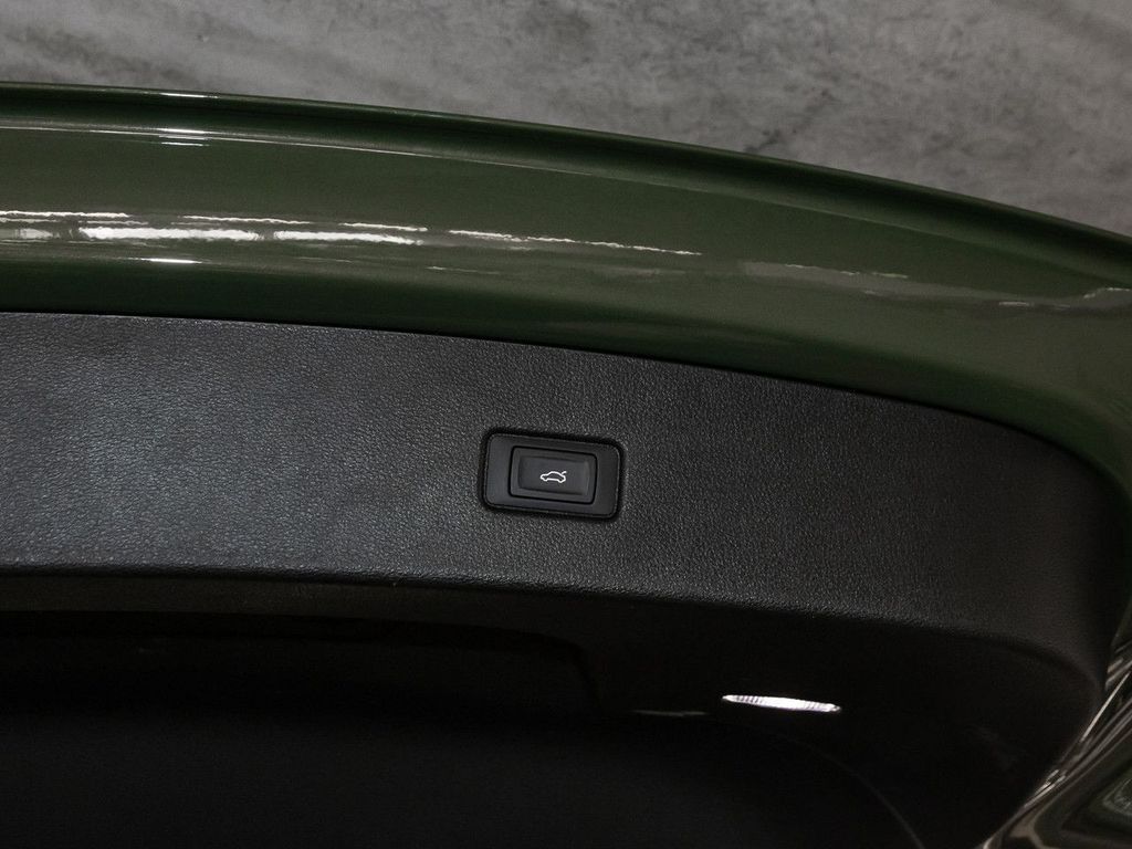 Audi Q5 2023 г. Зелёный, пробег 39888 км