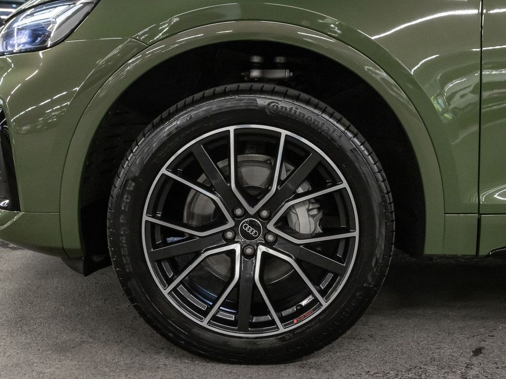 Audi Q5 2023 г. Зелёный, пробег 39888 км