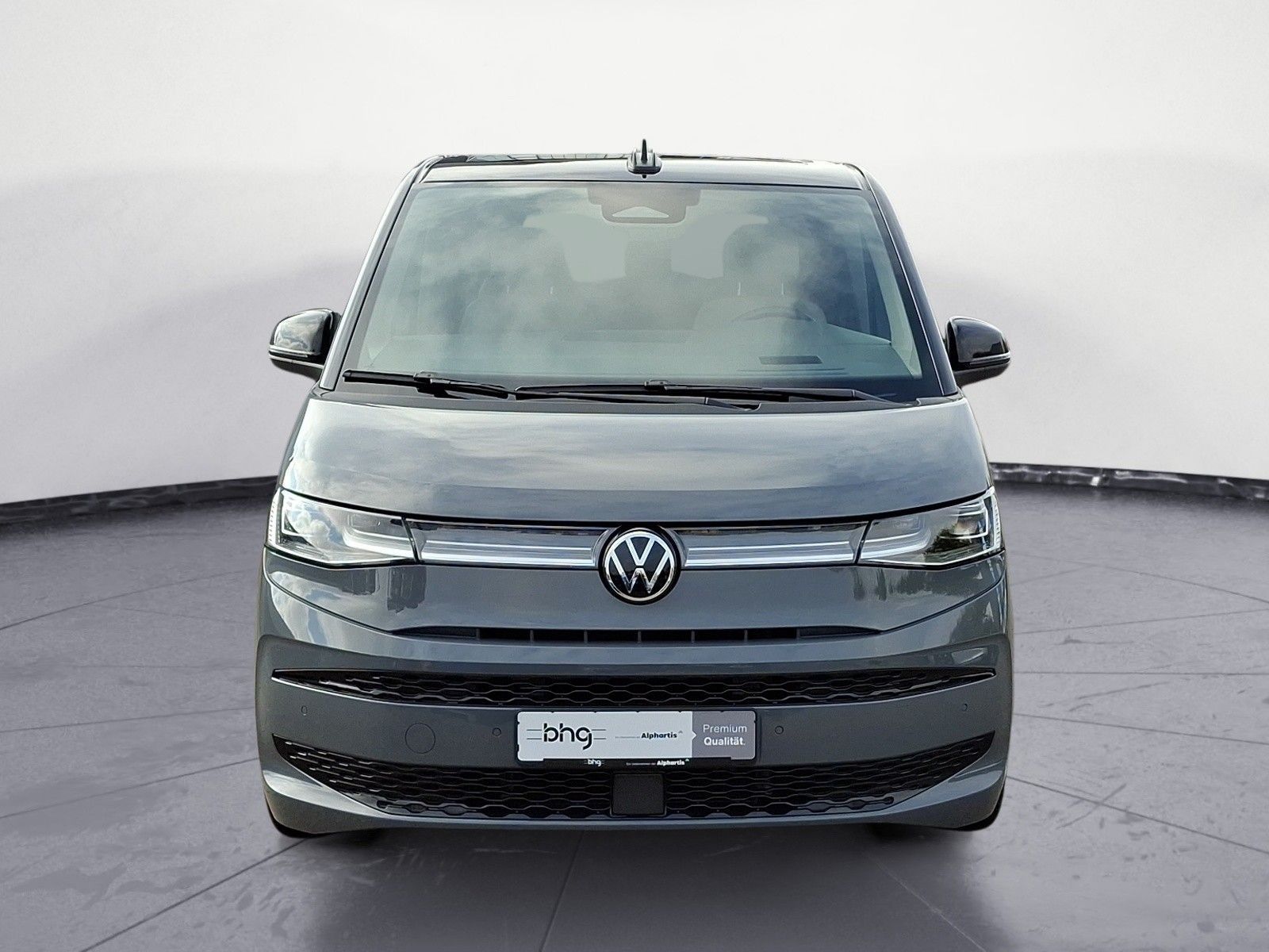 Volkswagen T7 MULTIVAN 2025 г. Серый, пробег 22542 км