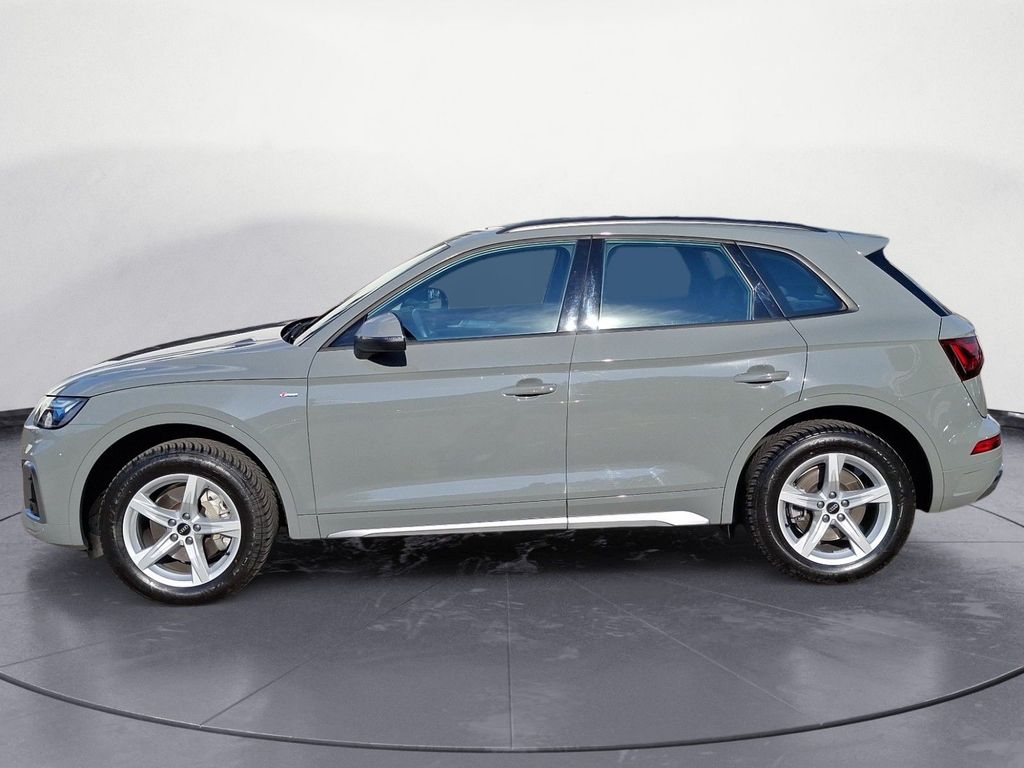 Audi Q5 2022 г. Серый, пробег 31799 км