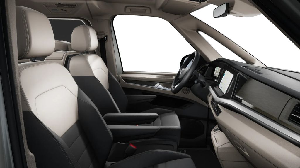 Volkswagen T7 MULTIVAN 2025 г. Белый, пробег 21791 км