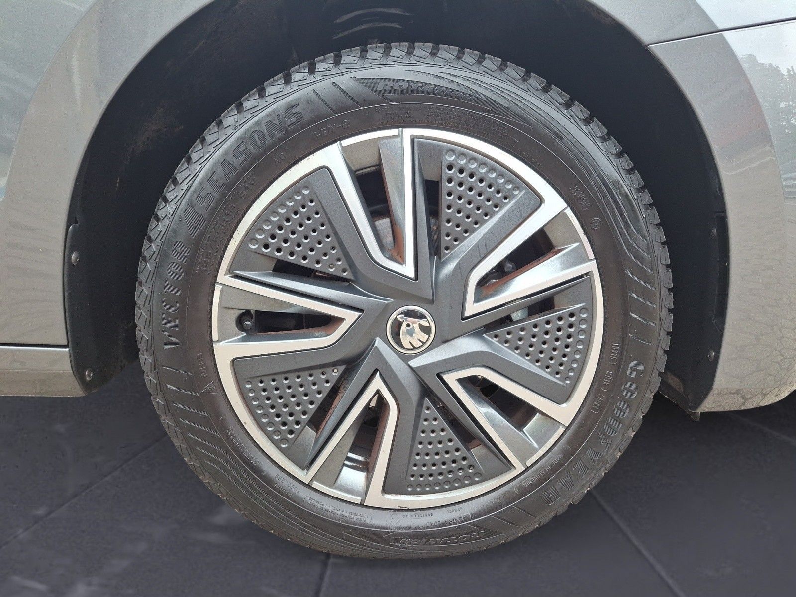 Skoda Fabia 2022 г. Серый, пробег 46840 км