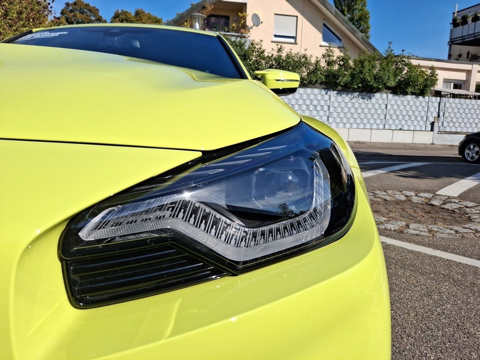 BMW M2 2026 г. Жёлтый, пробег 5662 км
