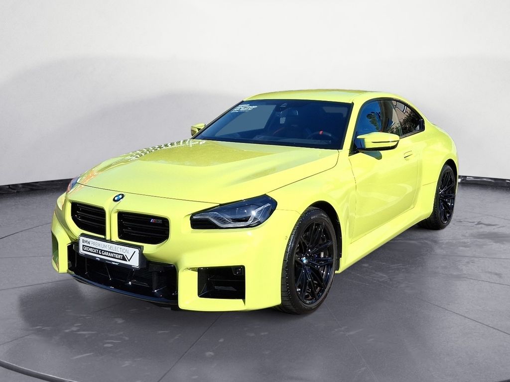 BMW M2 2026 г. Жёлтый, пробег 5662 км