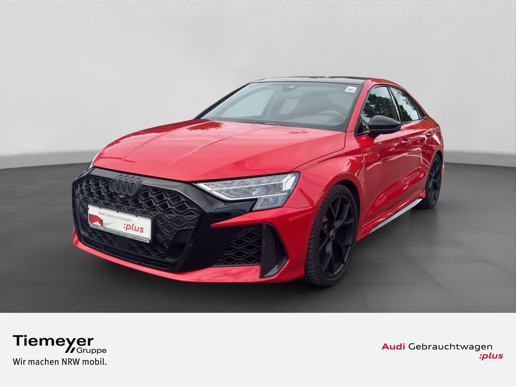 Audi RS3 2025 г. Красный, пробег 43376 км