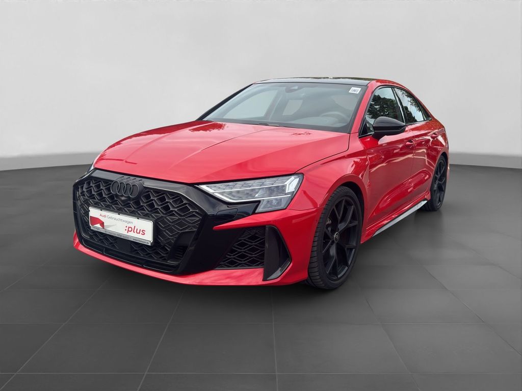Audi RS3 2025 г. Красный, пробег 43376 км