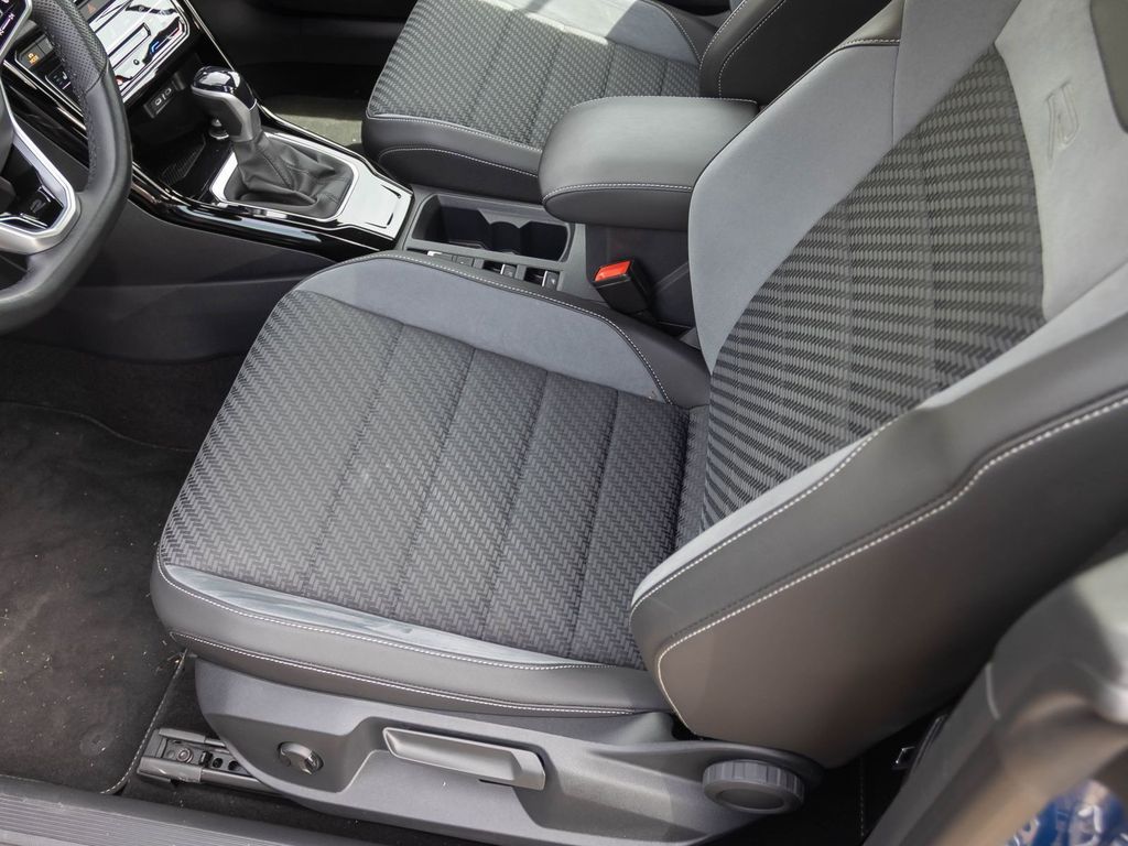 Volkswagen T-Roc 2023 г. Синий, пробег 44320 км