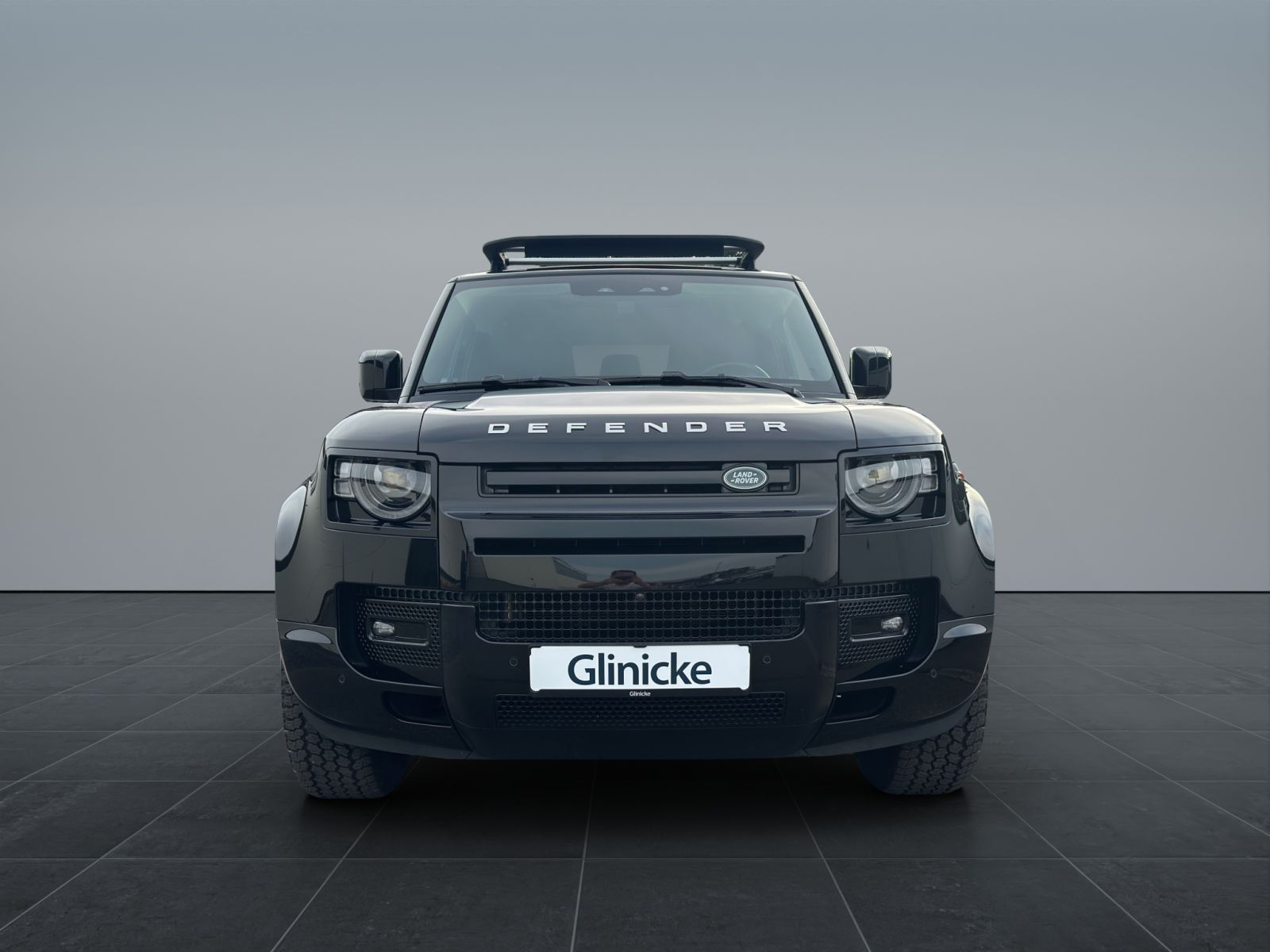 Land Rover Defender 2022 г. Чёрный, пробег 49750 км