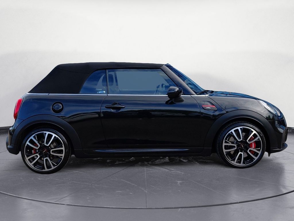 Mini JOHN COOPER WORKS CABRIO 2023 г. Чёрный, пробег 46252 км