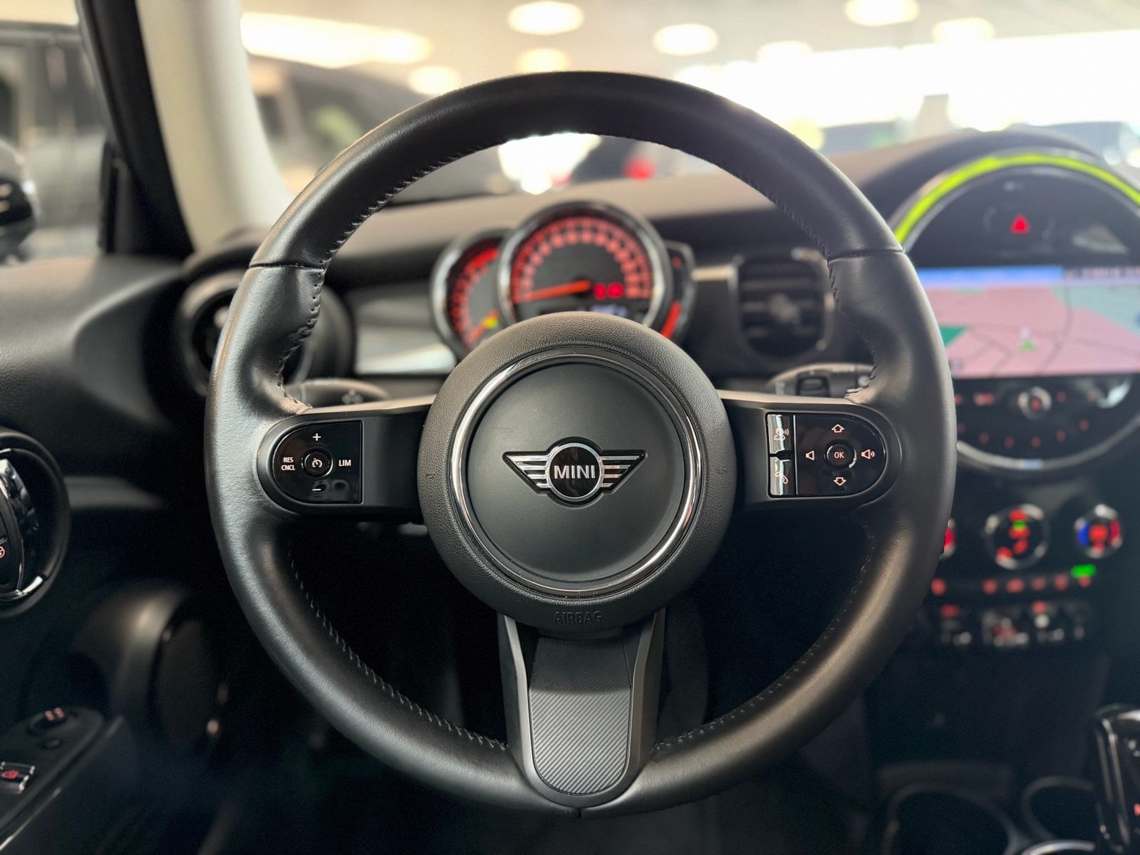Mini ONE 2022 г. Чёрный, пробег 52469 км