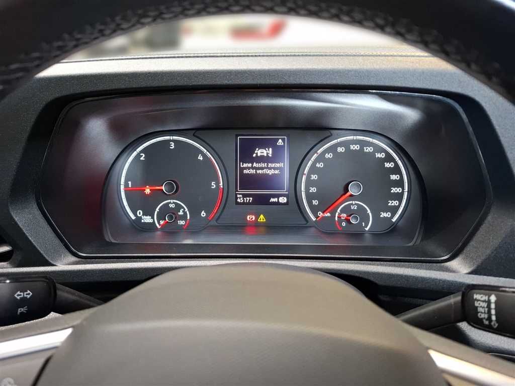 Volkswagen Caddy 2023 г. Чёрный, пробег 45176 км