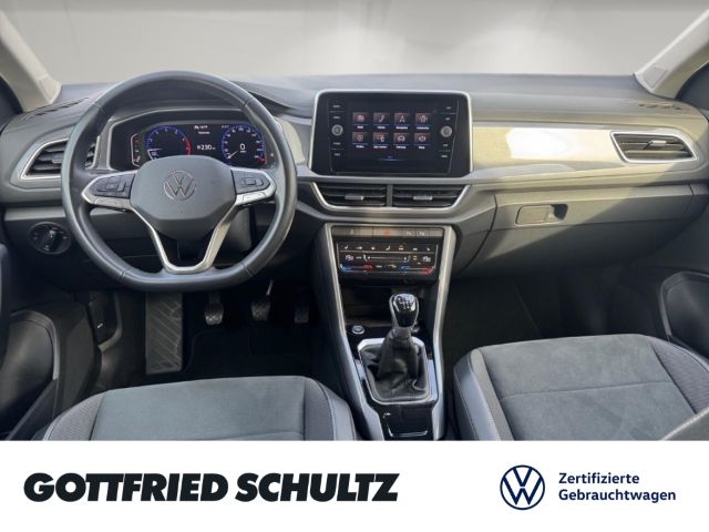 Volkswagen T-Roc 2022 г. Белый, пробег 28797 км