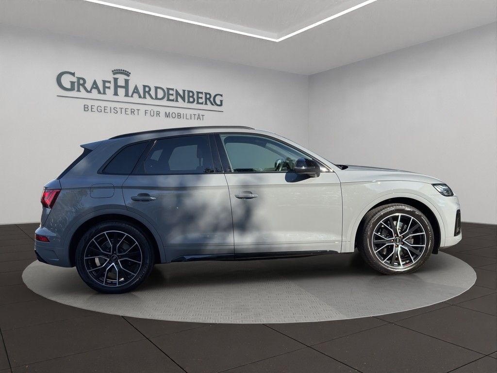 Audi SQ5 2023 г. Серый, пробег 39000 км