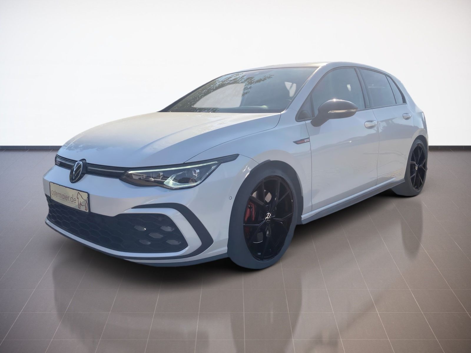 Volkswagen Golf 2022 г. Белый, пробег 48364 км