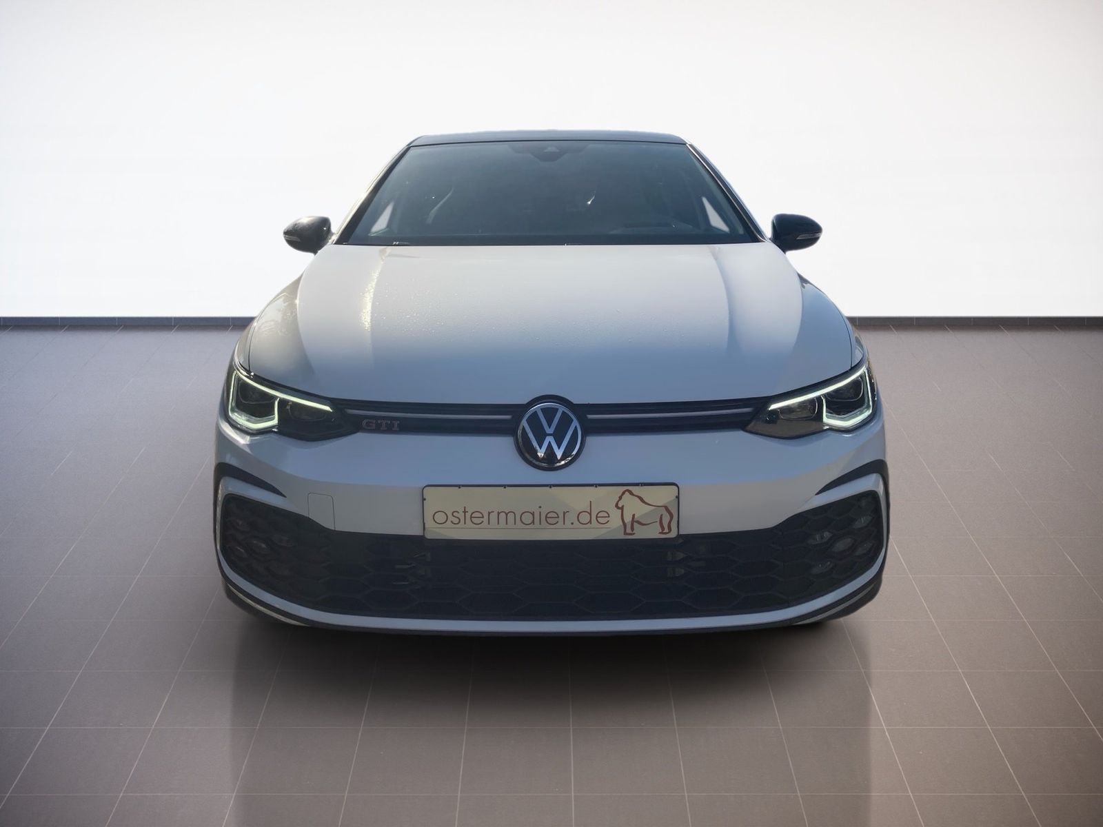 Volkswagen Golf 2022 г. Белый, пробег 48364 км