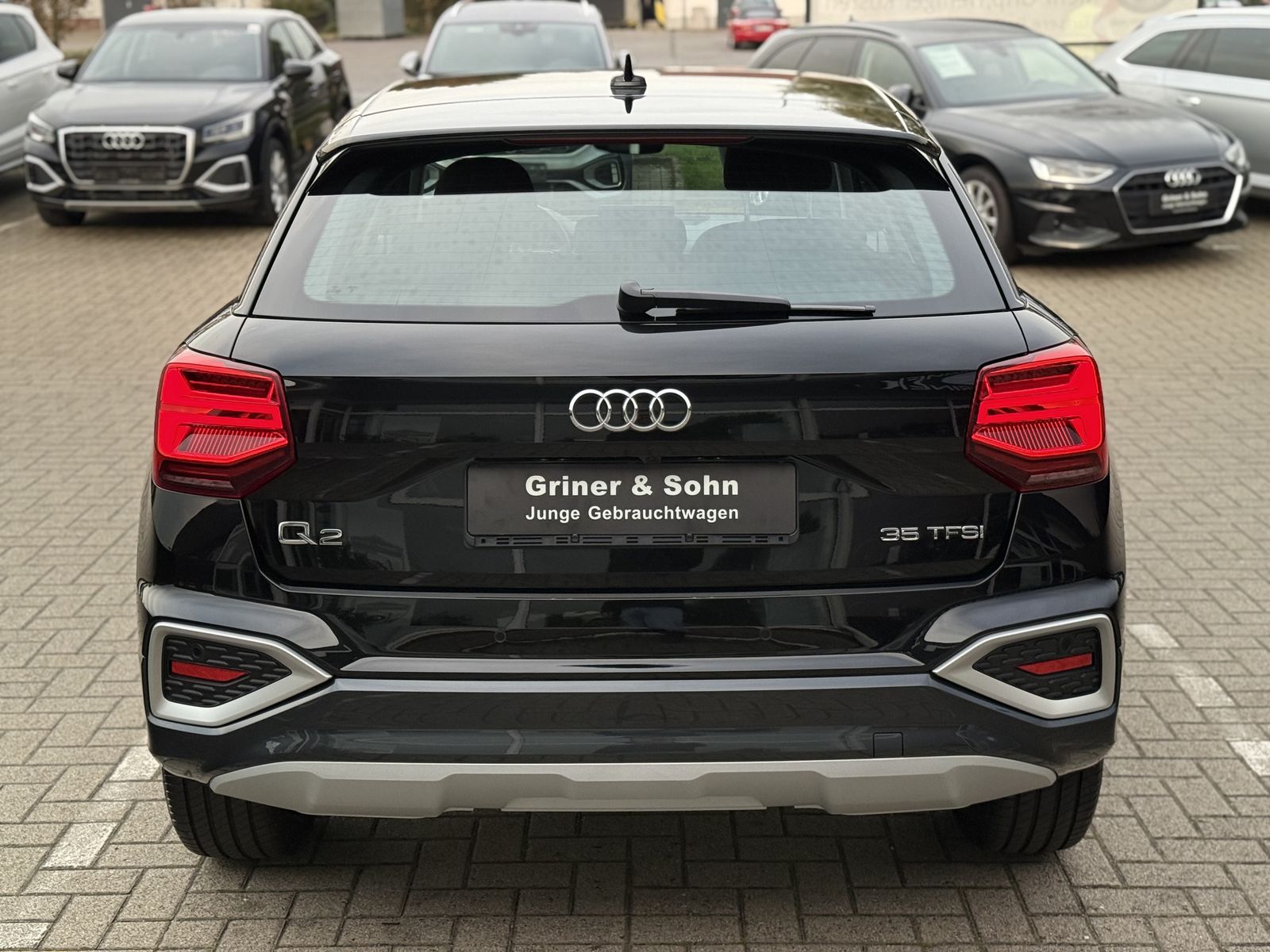Audi Q2 2023 г. Чёрный, пробег 49271 км